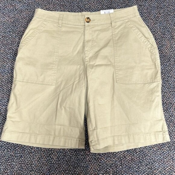 NWT Style & Co Bermuda shirt. Midrise. Khaki color. Size 10. - Picture 1 of 4